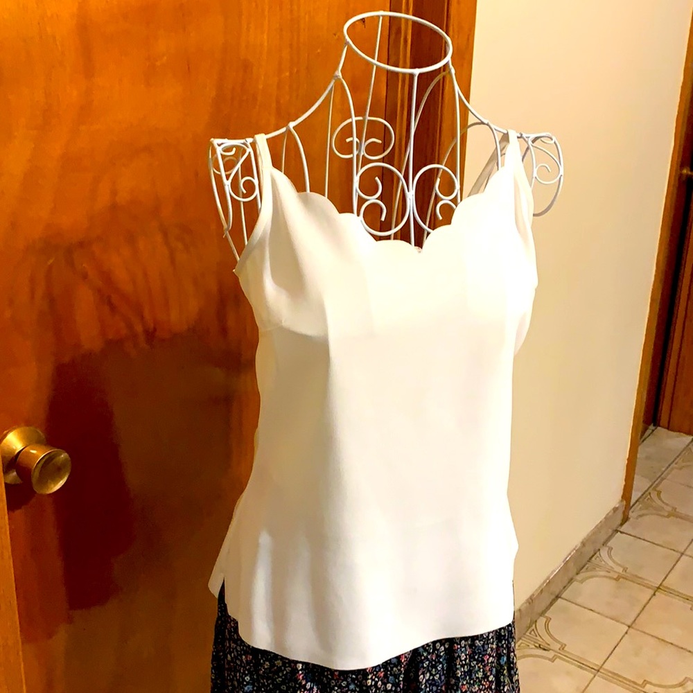 Sleeveless blouse